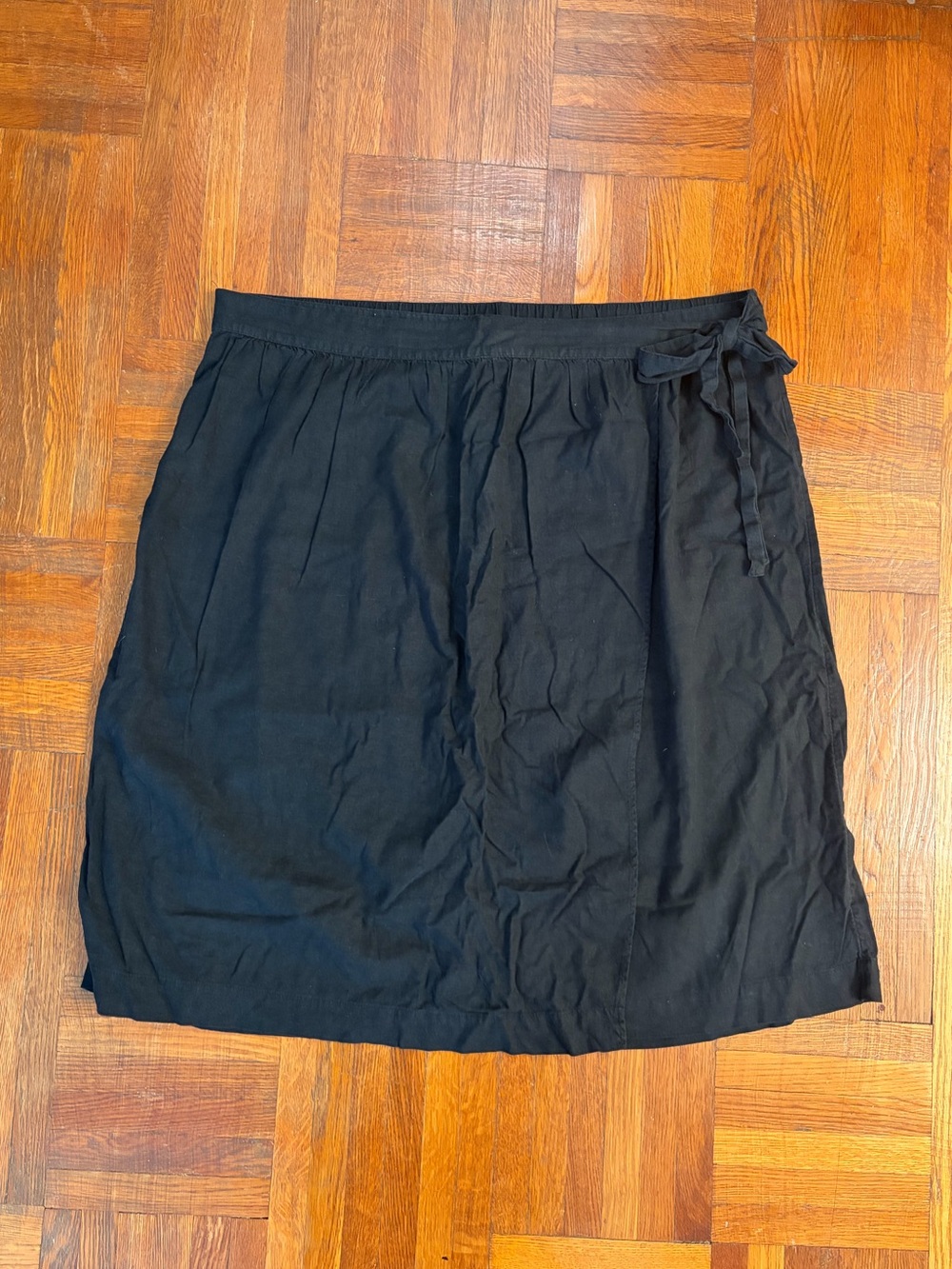 Target a new day Black Tie-Waist Midi Skirt